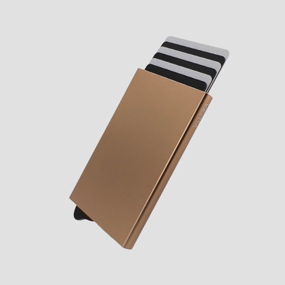 Pasjeshouder uitschuifbaar | Aluminium | RFID bescherming | 1-7 pasjes | Goud