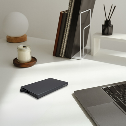 Pasjeshouder uitschuifbaar | Aluminium | RFID bescherming | 1-7 pasjes | Grijs